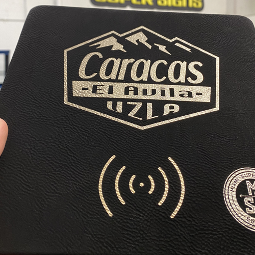 Material POP Grabado Láser Mi